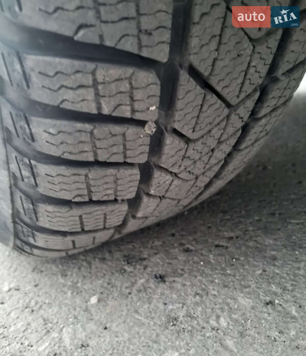 Седан Toyota Avensis 2006 в Ивано-Франковске фото 27 Седан Toyota Avensis 2006 в Ивано-Франковске