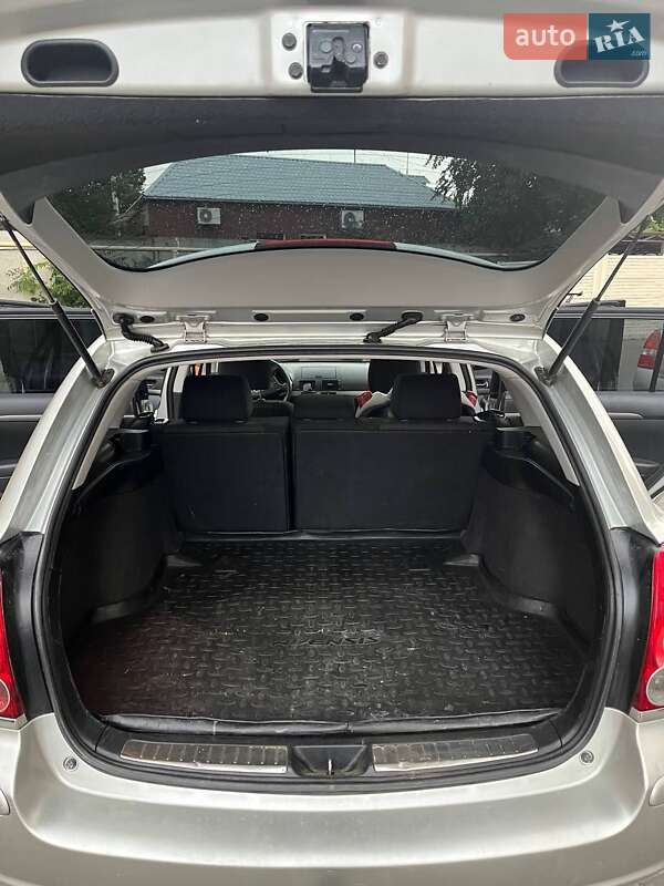 Универсал Toyota Avensis 2006 в Одессе