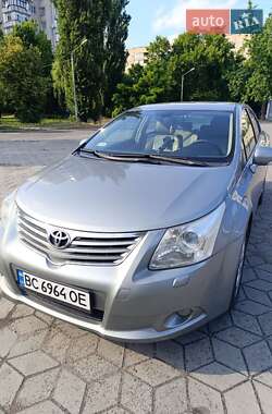 Седан Toyota Avensis 2010 в Черкассах