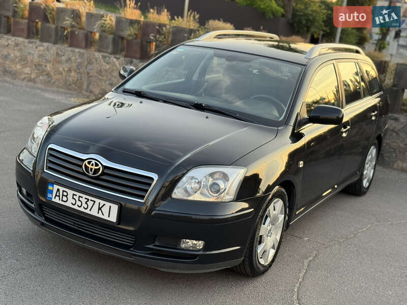 Универсал Toyota Avensis 2004 в 