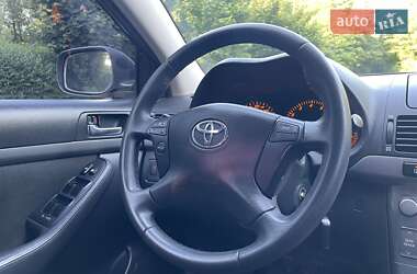 Седан Toyota Avensis 2008 в 