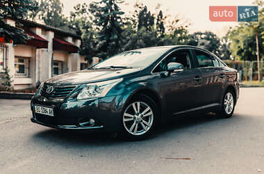 Седан Toyota Avensis 2011 в Тернополе