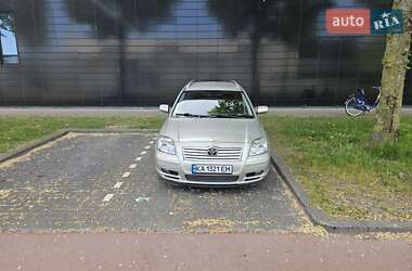 Універсал Toyota Avensis 2005 в Києві