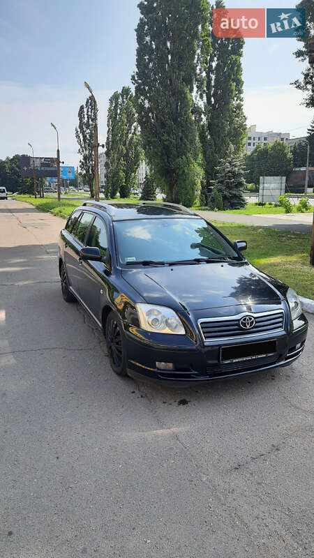 Универсал Toyota Avensis 2004 в Черкассах