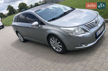 Універсал Toyota Avensis 2008 в Луцьку