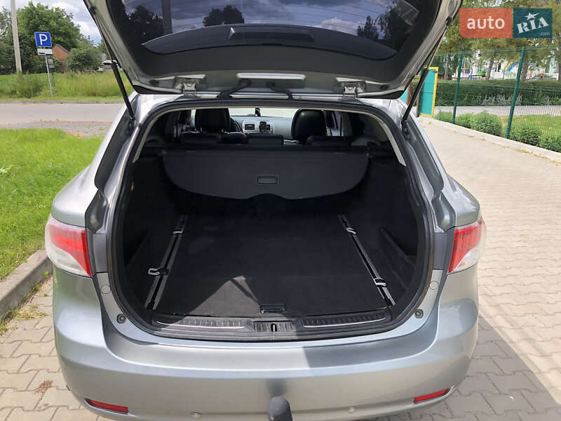 Универсал Toyota Avensis 2008 в Луцке
