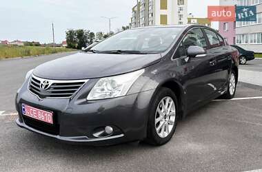 Седан Toyota Avensis 2010 в Виннице
