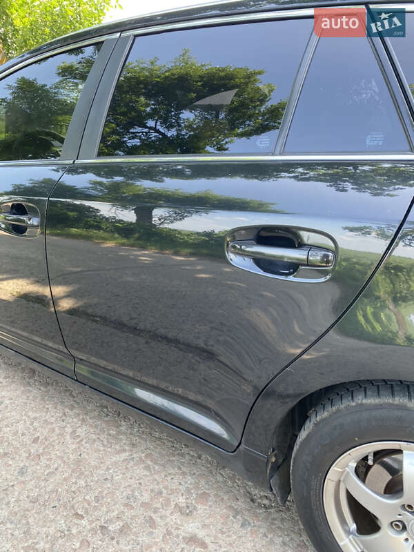 Универсал Toyota Avensis 2010 в Кодыме