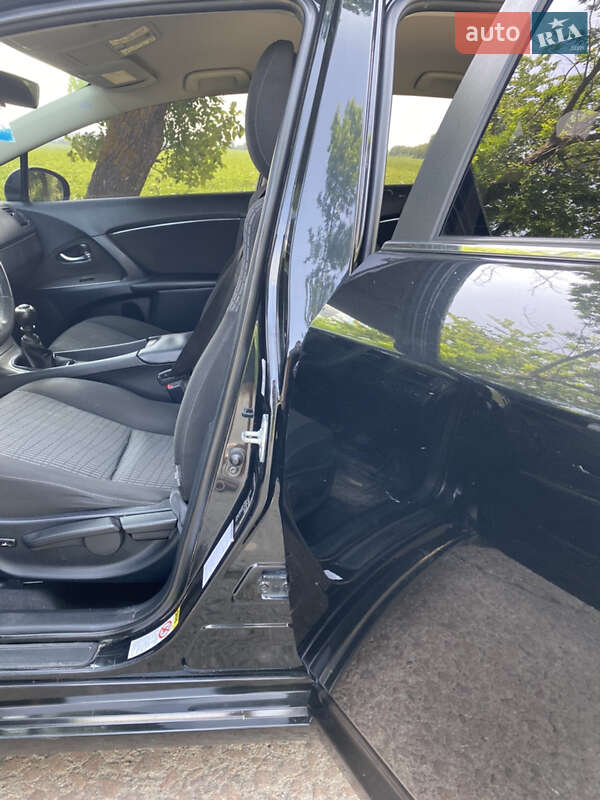 Универсал Toyota Avensis 2010 в Кодыме