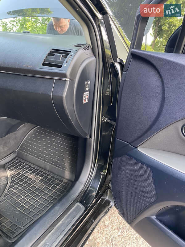 Универсал Toyota Avensis 2010 в Кодыме