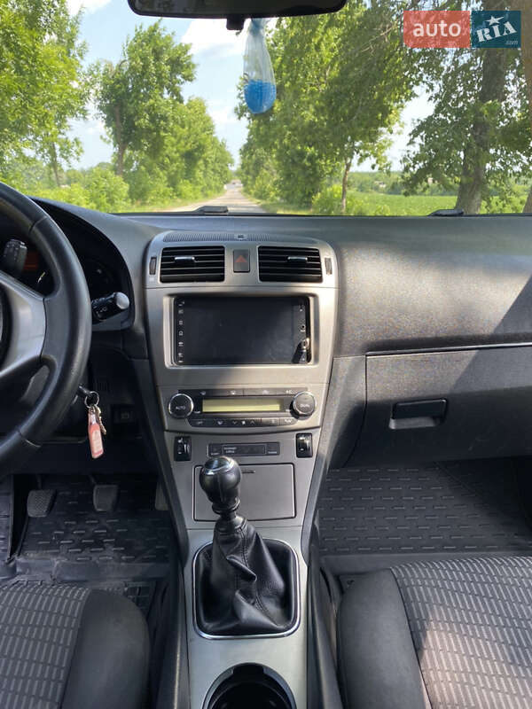 Универсал Toyota Avensis 2010 в Кодыме