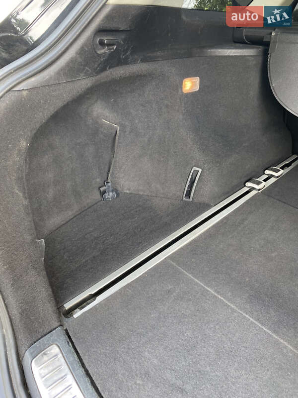 Универсал Toyota Avensis 2010 в Кодыме