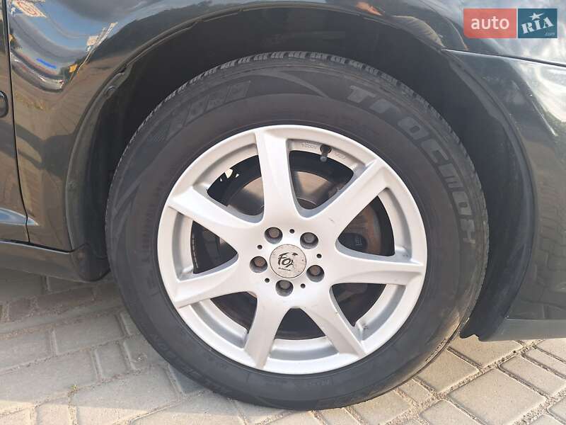 Универсал Toyota Avensis 2006 в Виннице