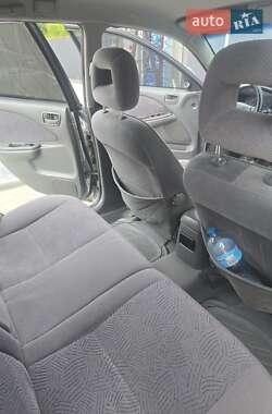 Универсал Toyota Avensis 1999 в 