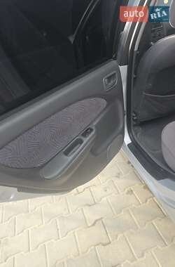 Универсал Toyota Avensis 1999 в 