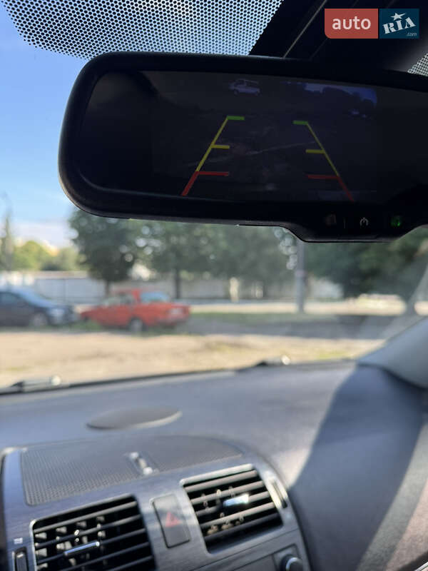 Універсал Toyota Avensis 2010 в Києві