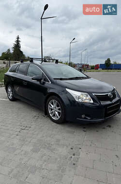 Универсал Toyota Avensis 2010 в Луцке