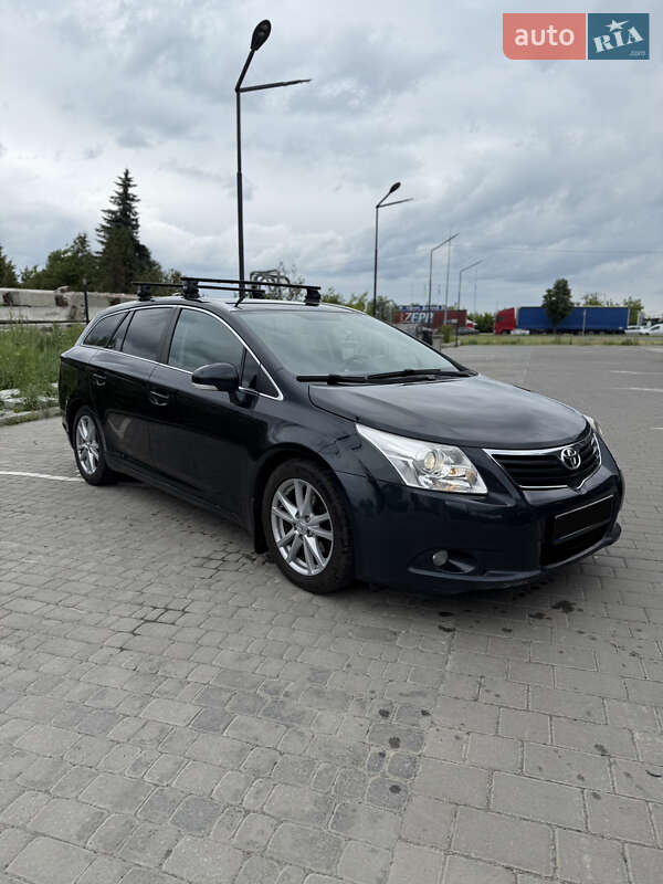 Toyota Avensis 2010 Toyota Avensis 2010