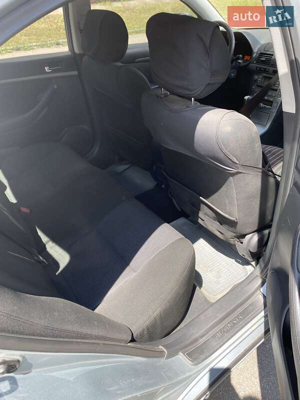 Седан Toyota Avensis 2007 в Киеве