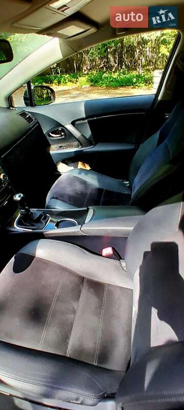 Универсал Toyota Avensis 2012 в Киеве