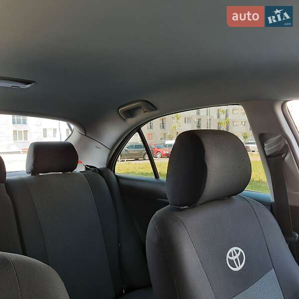 Ліфтбек Toyota Avensis 2005 в Вінниці