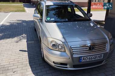 Универсал Toyota Avensis 2004 в Виноградове