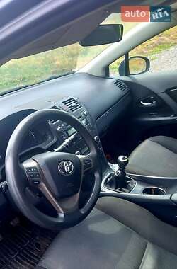 Універсал Toyota Avensis 2009 в 