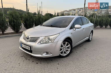 Седан Toyota Avensis 2009 в Полтаве