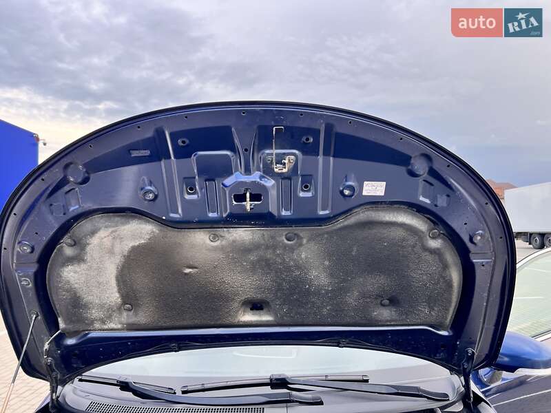 Универсал Toyota Avensis 2011 в Нововолынске