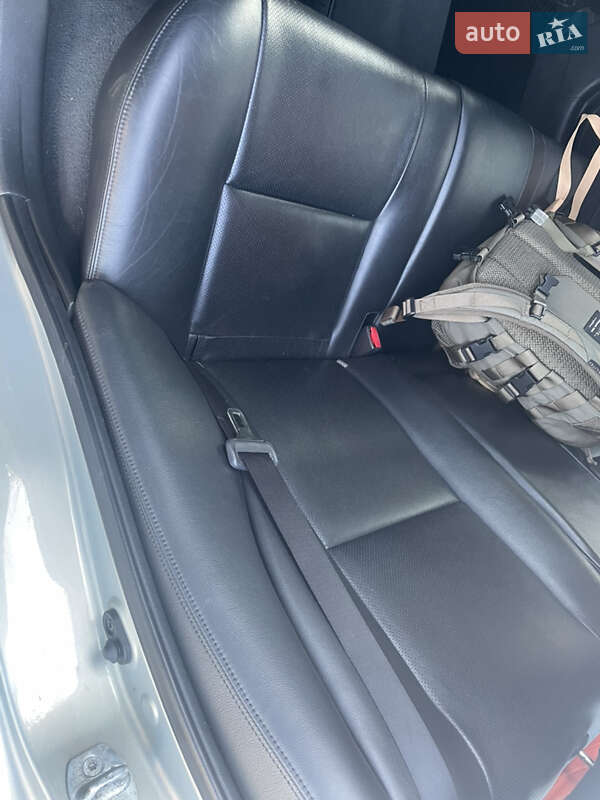 Ліфтбек Toyota Avensis 2006 в Києві