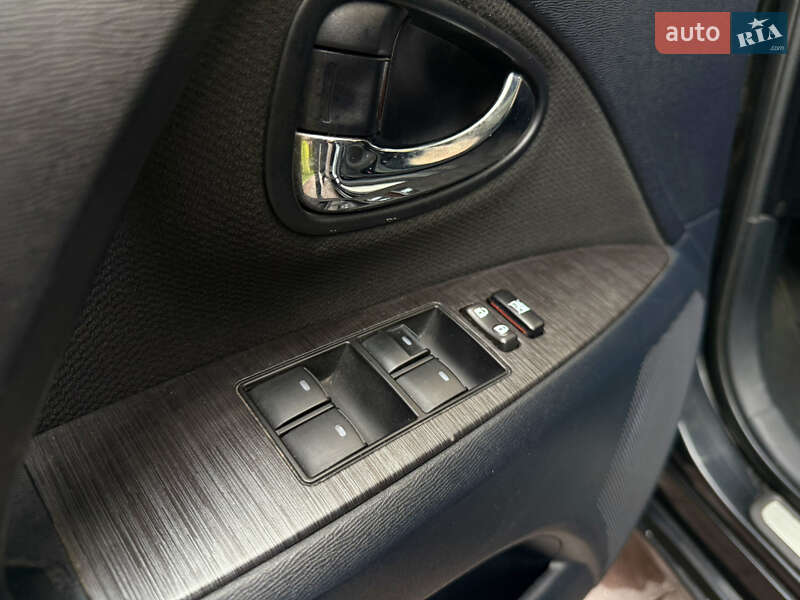 Универсал Toyota Avensis 2009 в Тернополе