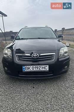 Универсал Toyota Avensis 2008 в Владимирце
