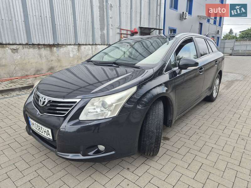 Toyota Avensis 2010
