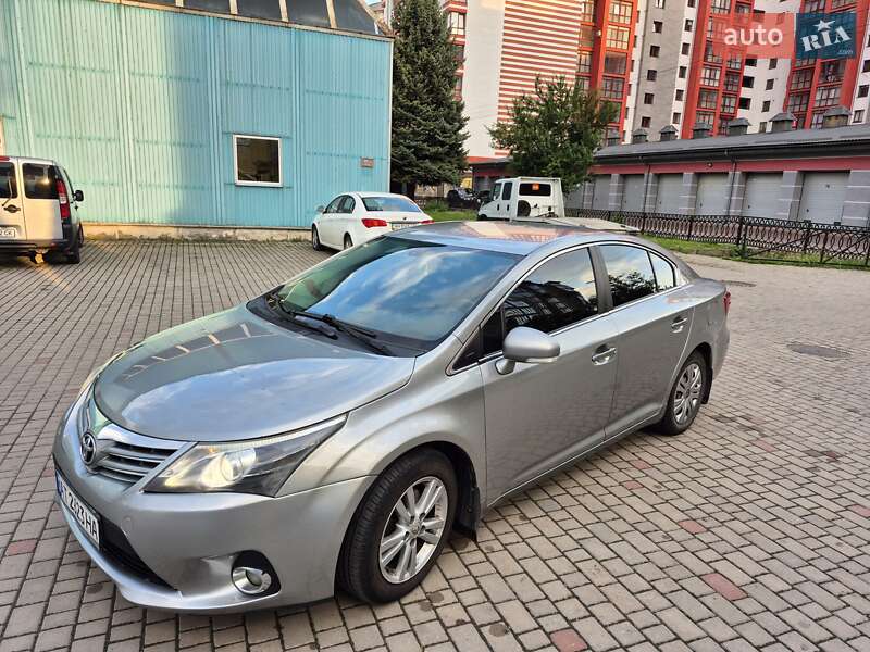 Седан Toyota Avensis 2012 в Ивано-Франковске фото 3 Седан Toyota Avensis 2012 в Ивано-Франковске