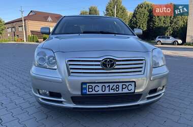 Лифтбек Toyota Avensis 2003 в Теофиполе