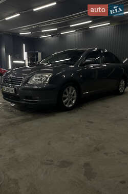 Седан Toyota Avensis 2006 в 