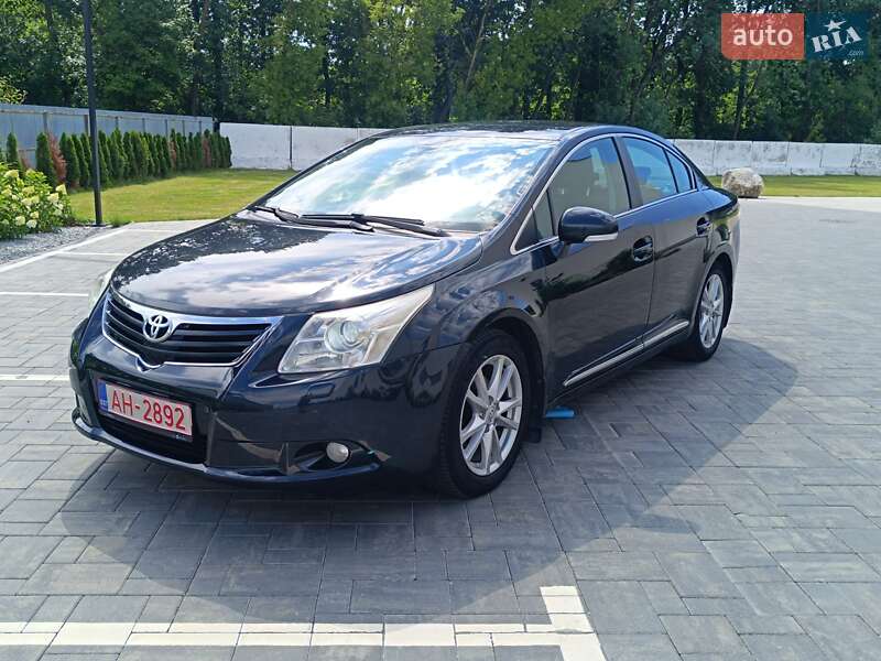 Toyota Avensis 2010