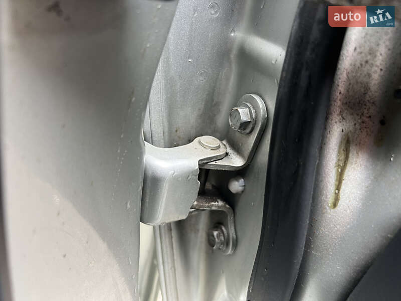 Седан Toyota Avensis 2008 в Трускавце