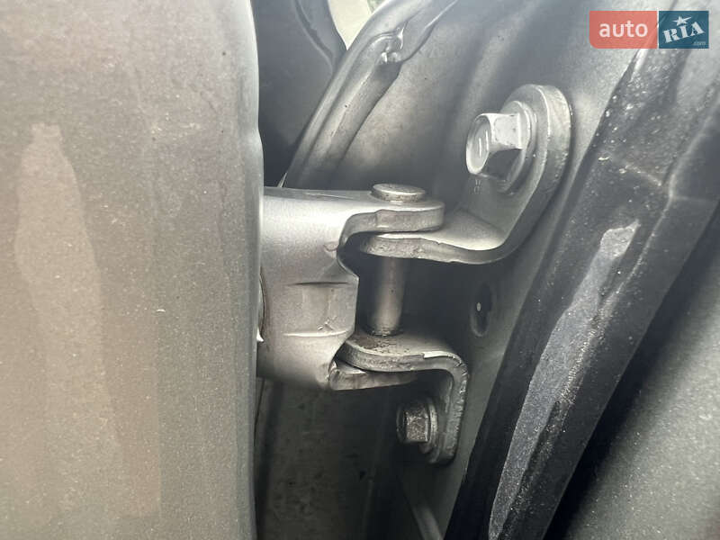 Седан Toyota Avensis 2008 в Трускавце