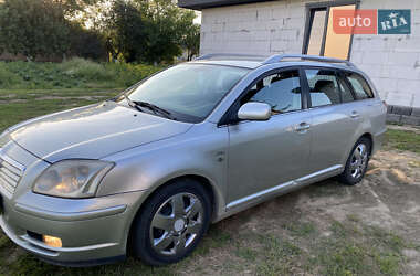 Універсал Toyota Avensis 2005 в Луцьку
