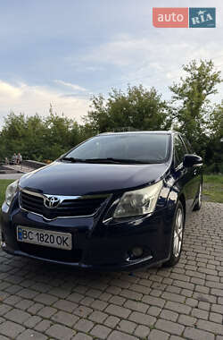 Универсал Toyota Avensis 2010 в Львове