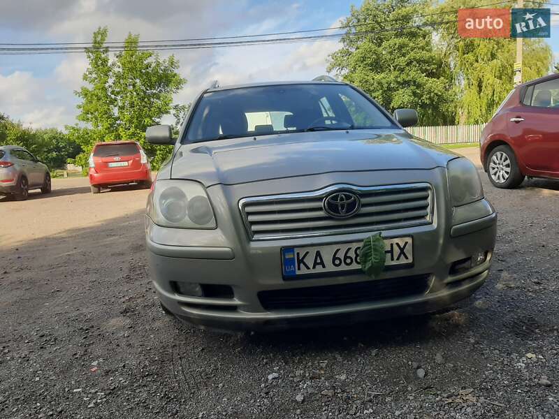 Toyota Avensis 2005