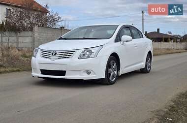 Седан Toyota Avensis 2010 в Одессе
