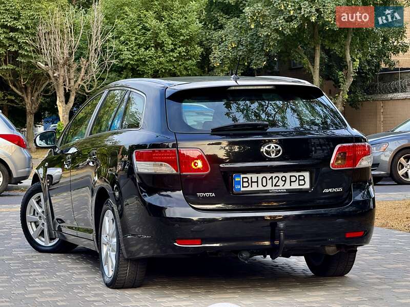 Универсал Toyota Avensis 2009 в Одессе