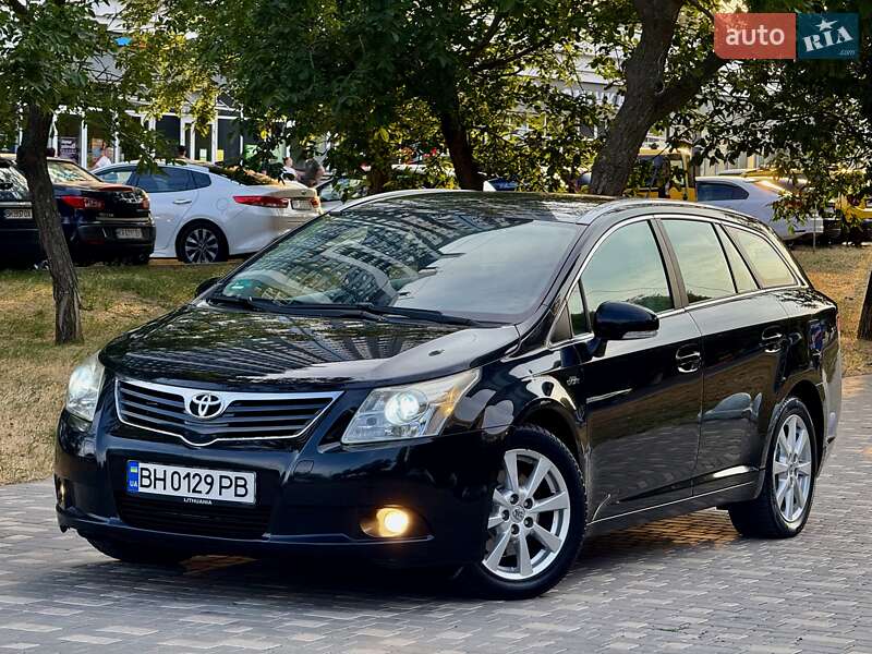 Универсал Toyota Avensis 2009 в Одессе