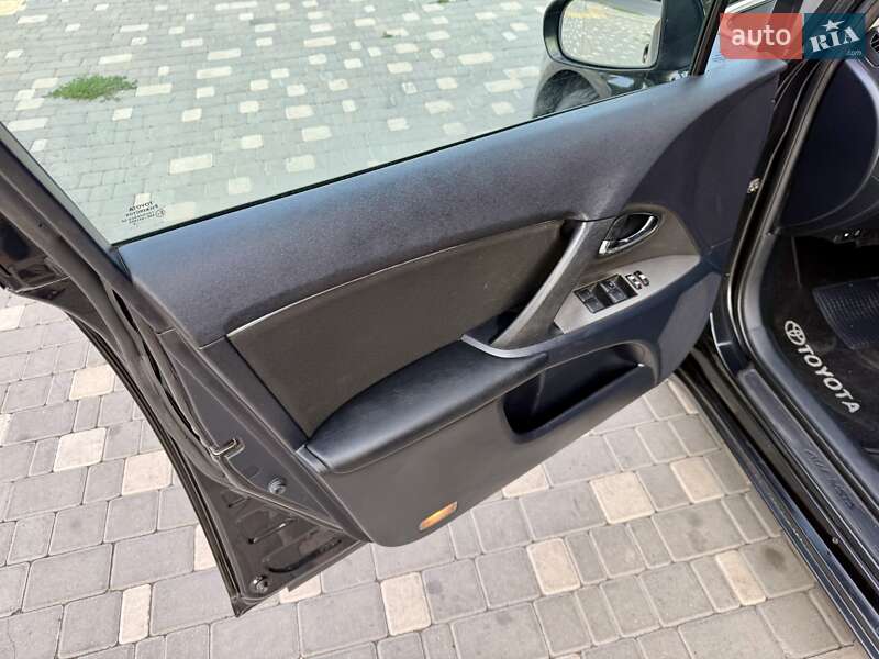 Универсал Toyota Avensis 2009 в Одессе