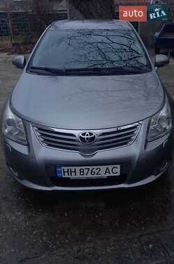 Седан Toyota Avensis 2011 в Вилкове