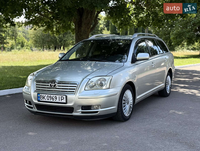 Toyota Avensis 2005