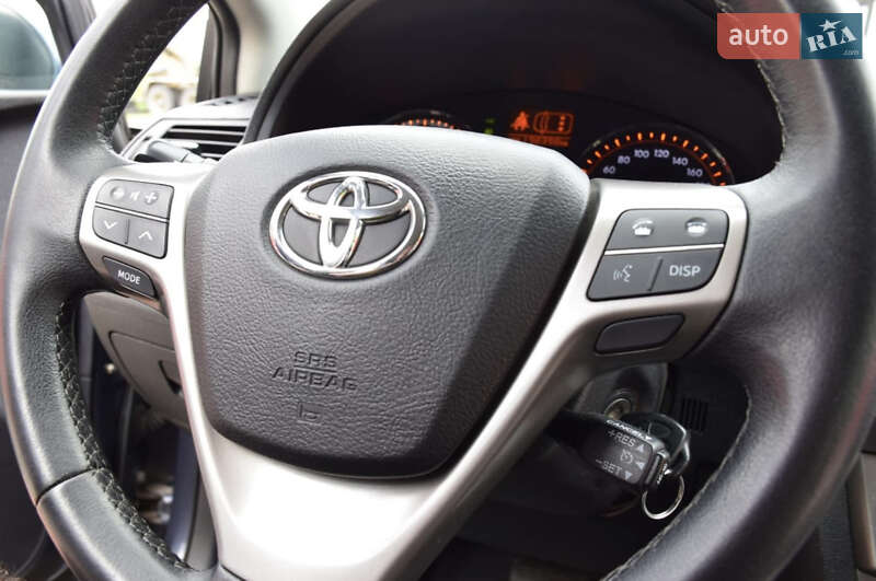 Седан Toyota Avensis 2011 в Николаеве фото 9 Седан Toyota Avensis 2011 в Николаеве