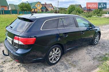 Універсал Toyota Avensis 2012 в Вараші